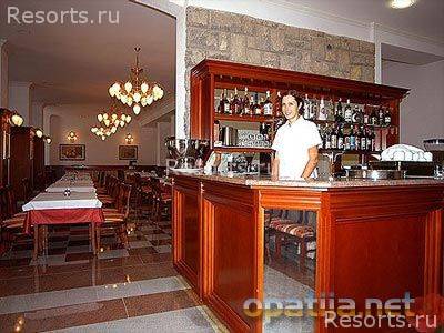 Savoy Hotel 11